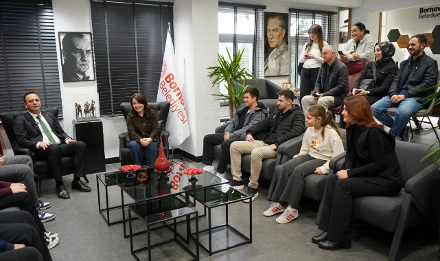 Bornova’da eğitime yatırım, başarıya ödül