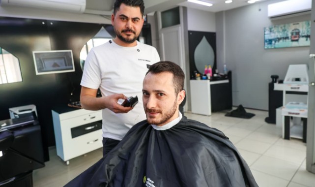 Buca Belediyesi berberleri unutmadı