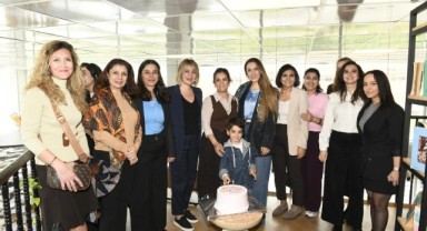 Çiğli Belediyesi’nden Vefa Örneği: Özge Polat’a Doğum Günü Sürprizi