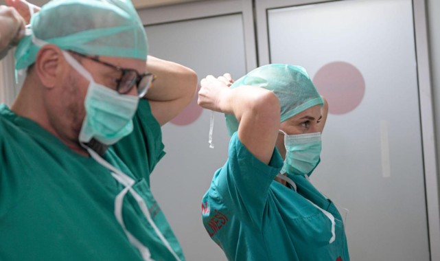 Doğdukları hastanede şifa dağıtıyorlar