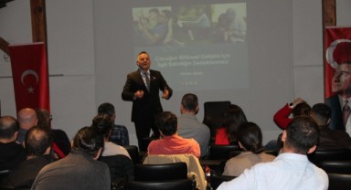 Efes Selçuk’ta babalara “babalık” semineri