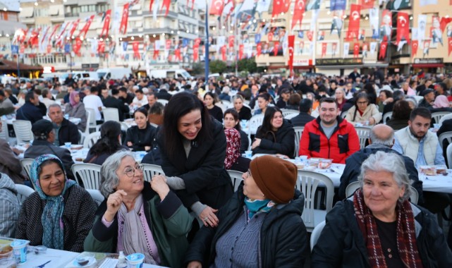 Efes Selçuk’ta iftar sofrası dayanışma ile kuruldu
