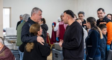 Güzelbahçe Belediyesi şehit ve gazi aileleri için iftar verdi