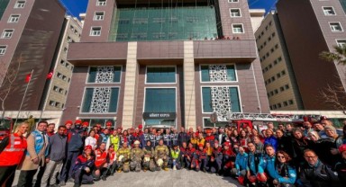 İzmir Adliyesi’nde nefes kesen bomba tatbikatı