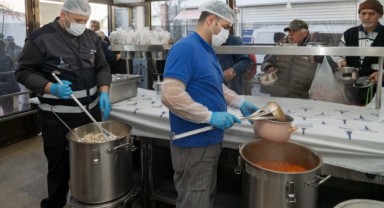 İzmir’de dayanışma seferberliği