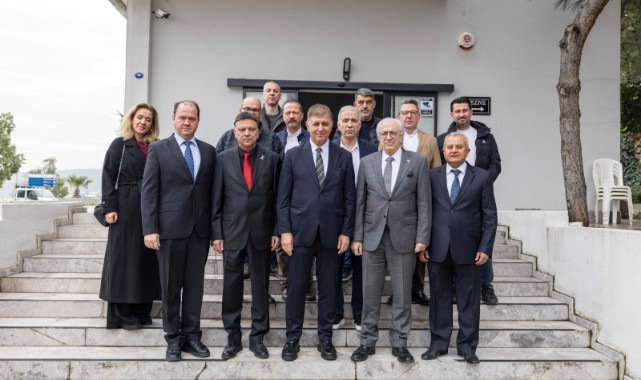 İzmir’de geri dönüşüm atağı evlerden sanayiye yayılıyor