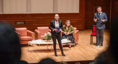 İzmir’de kadın emeği ve engellilik masaya yatırıldı