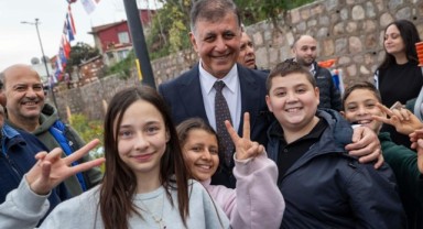 İzmir’de kadın ve çocuk odaklı sosyal politikalar güçleniyor