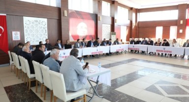 Menderes’te Muhtarlar Toplantısı Yapıldı