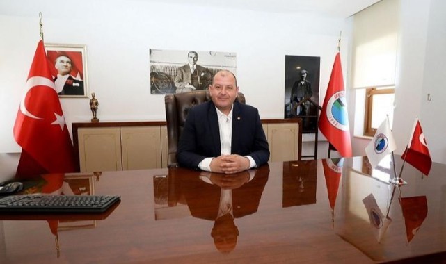 Muhtarlardan Başkan Çiçek'e Teşekkür