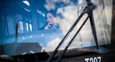 Raylarda kadın gücü