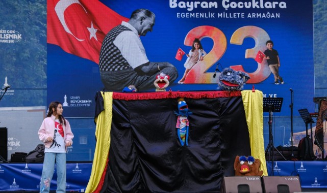 23 Nisan coşkusu İzmir'i sardı