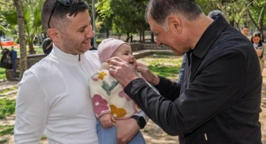 Başkan Tugay’dan Hasanağa Bahçesi’nde sıcak hafta sonu buluşması