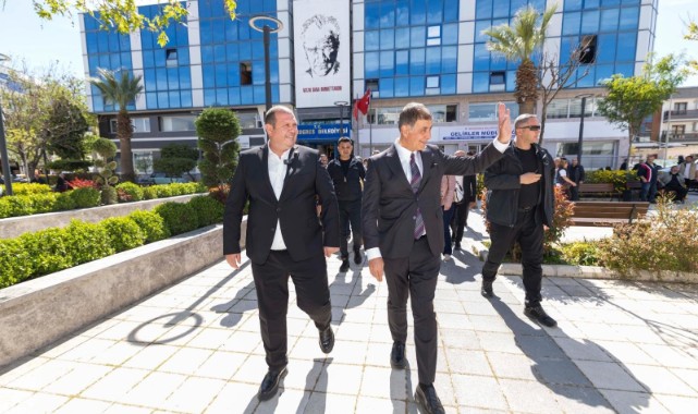 Başkan Tugay'dan Menderes'e teşekkür turu