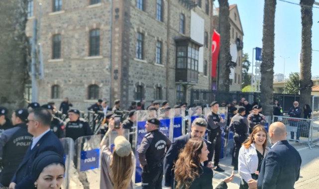 Başkan Tugay: Dava lehimize sonuçlanacak ve hak yerini bulacak