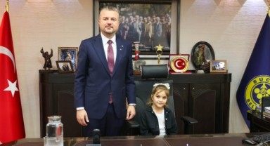 Buca’da başkanlık koltuğu Adasu’ya emanet edildi