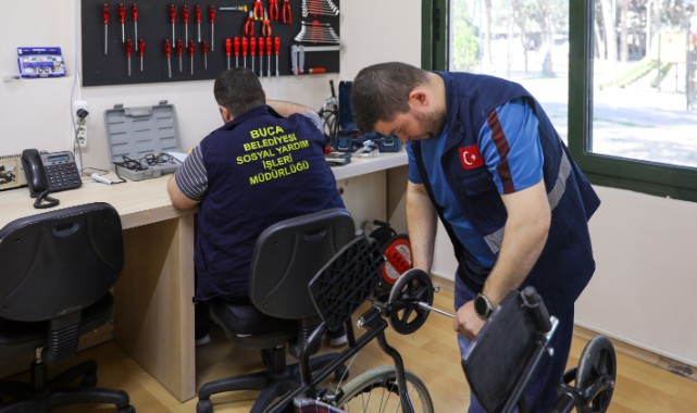 Buca’da engelsiz ulaşım hizmeti yenilendi