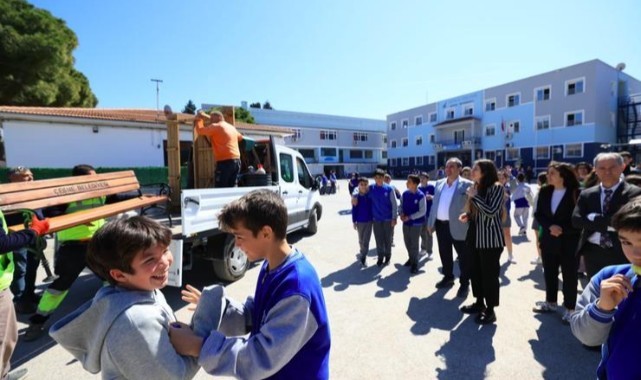 Çeşme Belediyesinden okullara sosyal alan desteği