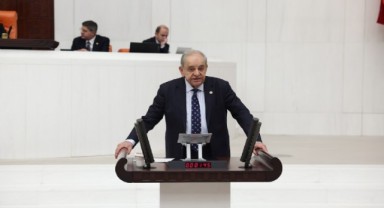 CHP’li Nalbantoğlu: Tutuklu kimlik kartı dayatması onur kırıcı bir uygulamadır