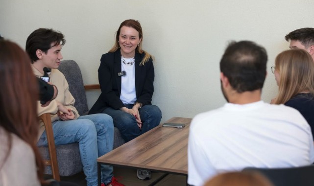 Ferdi Zeyrek Gençlik Merkezi’ne gençlerden tam not