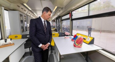 Gezici Bilim Otobüsü yola çıktı