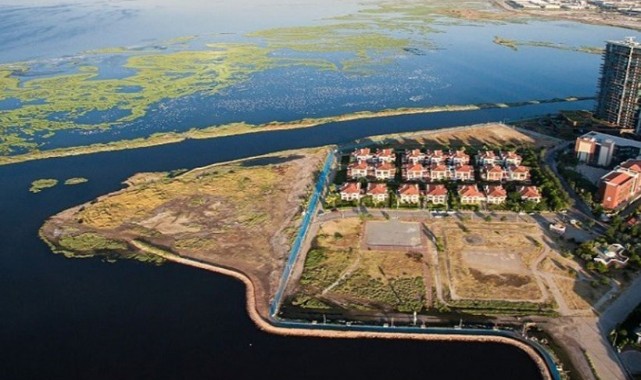 İzmir Büyükşehir Belediyesi’nden Mavişehir’deki satışa itiraz: “İptal edilmeli”