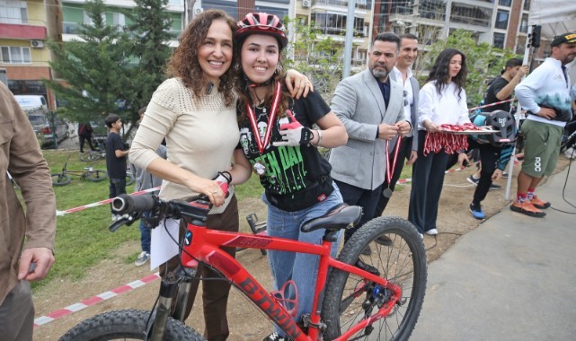 Karşıyaka’da heyecan dolu pump track yarışı!