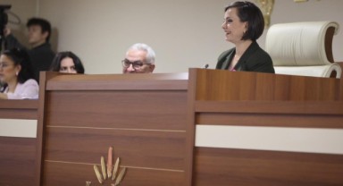 Kınay’dan Mecliste Demokrasi, Sorumluluk ve Emek Vurgusu