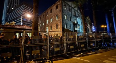 Meslek Fabrikası'nda Gerilim: Polis Girişlere izin vermiyor!