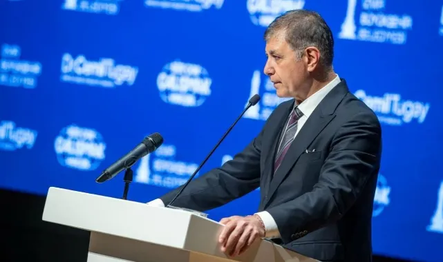 Özgür Özel İzmir'de! Başkan Tugay: CHP'ye saldırı var...