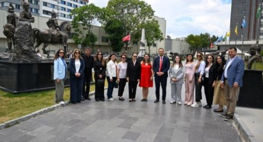Başkan eşleri Bornova’da buluştu