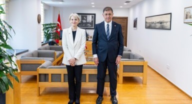 Başkan Tugay, İngiltere Büyükelçisi Morris’i ağırladı