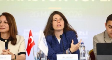 Çeşme Belediyesi 2026 yaz sezonu öncesi esnafla bir araya geldi