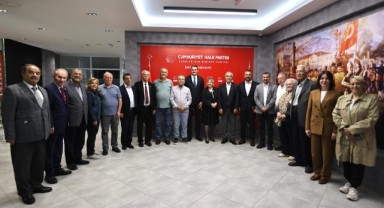 CHP İzmir'de Tecrübe Sahaya İniyor