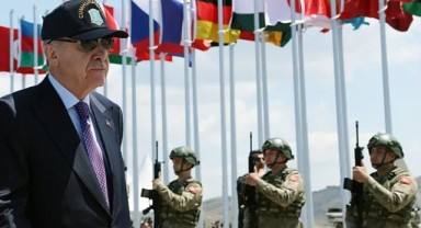 Cumhurbaşkanı Erdoğan: Türk ordusu barışın ve huzurun ordusudur