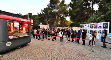 Gençliğe üç bilet jesti
