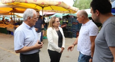 Başkan Akın Pazar Esnafı ve Vatandaşlarla Buluştu