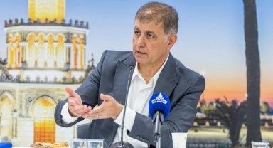 Başkan Tugay: Zeytinin değerini ekonomiye yansıtmalıyız