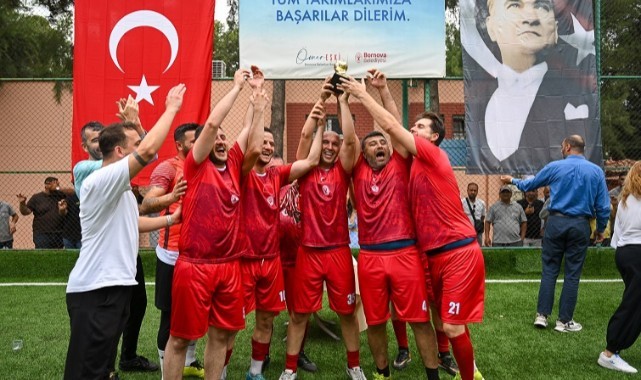 Bornova'da dostluk kazandı
