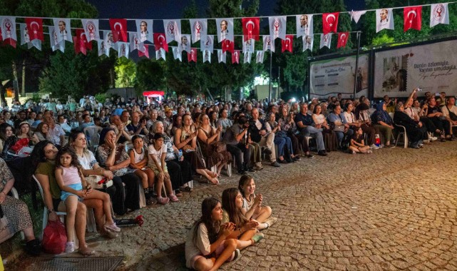 Bornova’da kaşıkların ritmi yankılandı