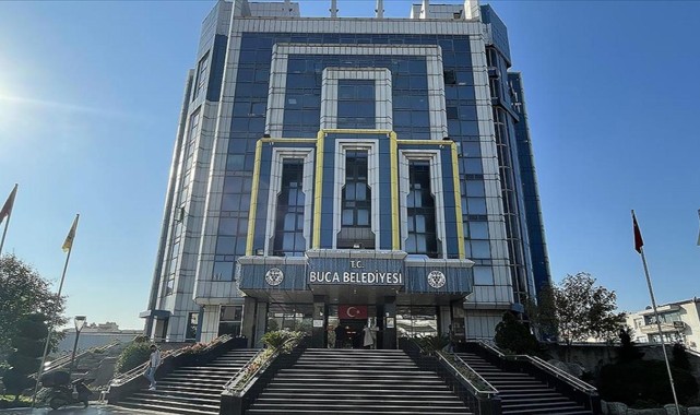 Buca Belediyesi'ne yönelik operasyonda 19 tutuklama!