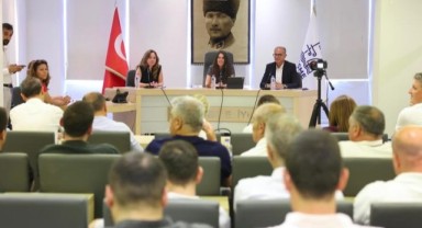 Çeşme Belediye Meclisi'nden yaz sezonu kararı