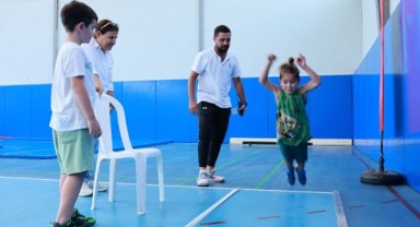 Foça'da Çocukların Sportif Yetenekleri Bilimsel Testlerle Ölçüldü