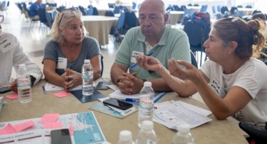 İzmir’de Yurttaş Meclisi dönemi başladı