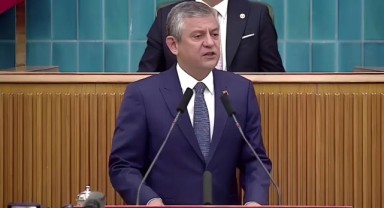 Özgür Özel: Görevimiz kumpasa karşı direnmektir