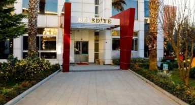 Seferihisar Belediyesi'ne operasyon: Başkan Yardımcısı dahil 6 kişi gözaltına alındı