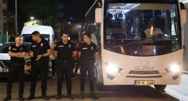 Seferihisar Belediyesi operasyonu: Başkan Yetişkin'in de aralarında olduğu 20 kişi adliyede