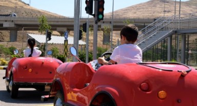 Asarlık Trafik Eğitim Parkuru'nda her gün 50 çocuk kuralları öğreniyor