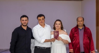 Aşka işaret diliyle “evet” dediler