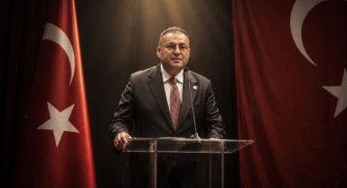 Başkan Serkan Kalmaz CHP'den istifa kararını açıkladı: Yeni Parti’de aynı değerlerle mücadele edeceğim